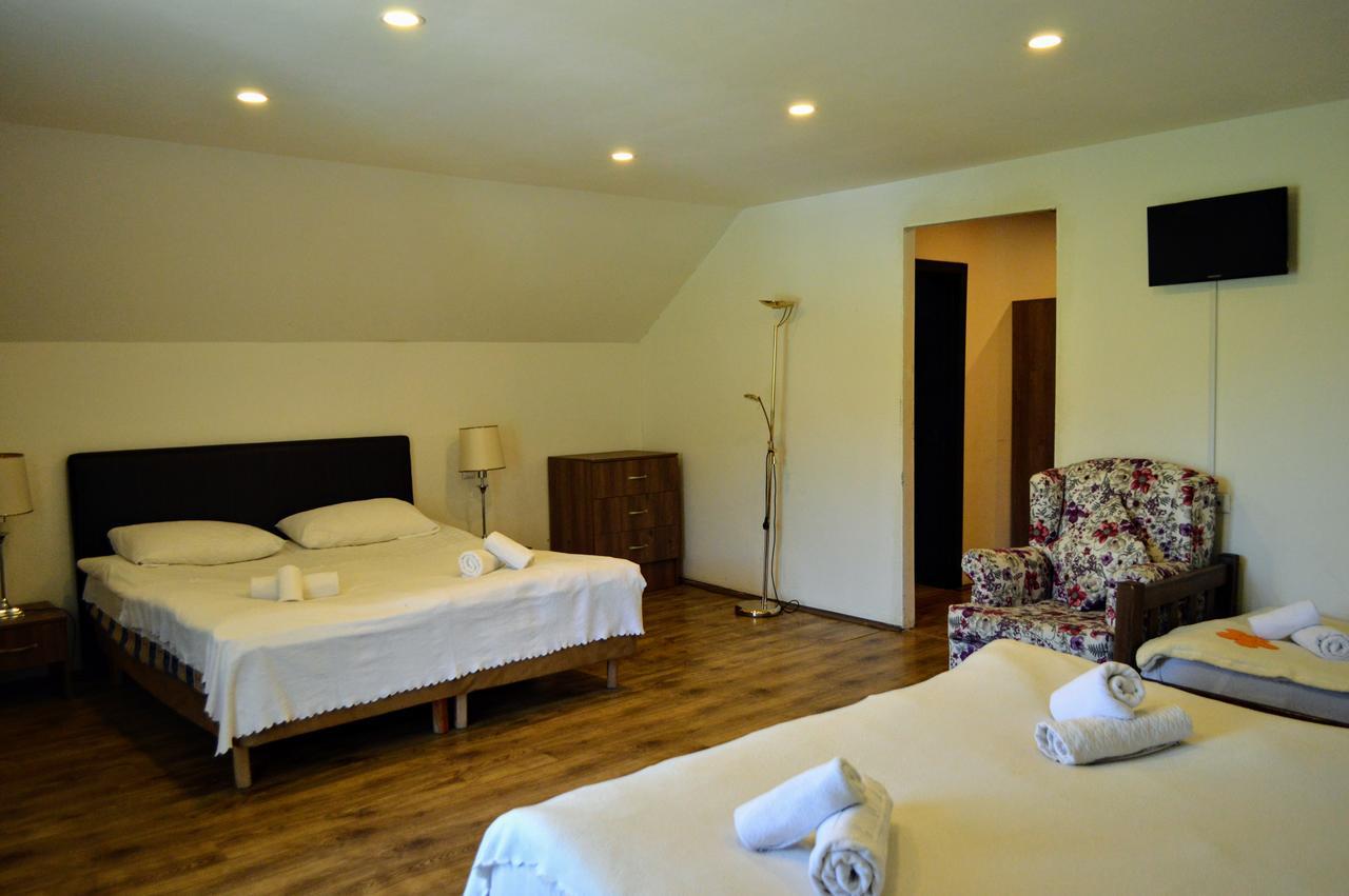 New White House Hotel Bakuriani Exterior photo