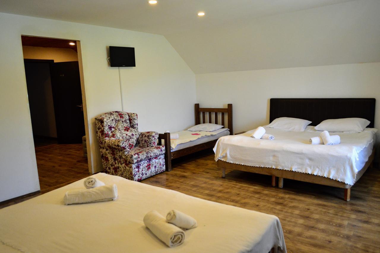 New White House Hotel Bakuriani Exterior photo