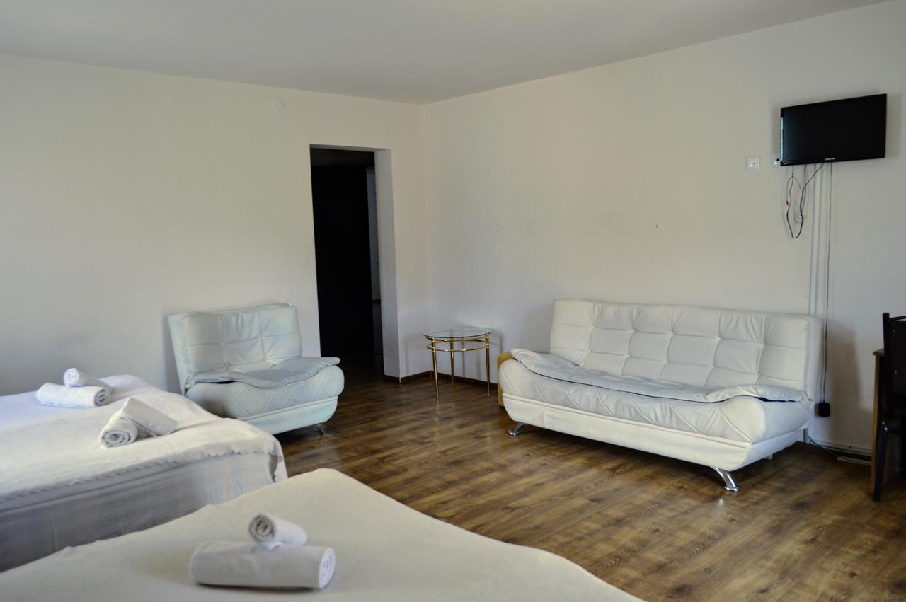 New White House Hotel Bakuriani Exterior photo